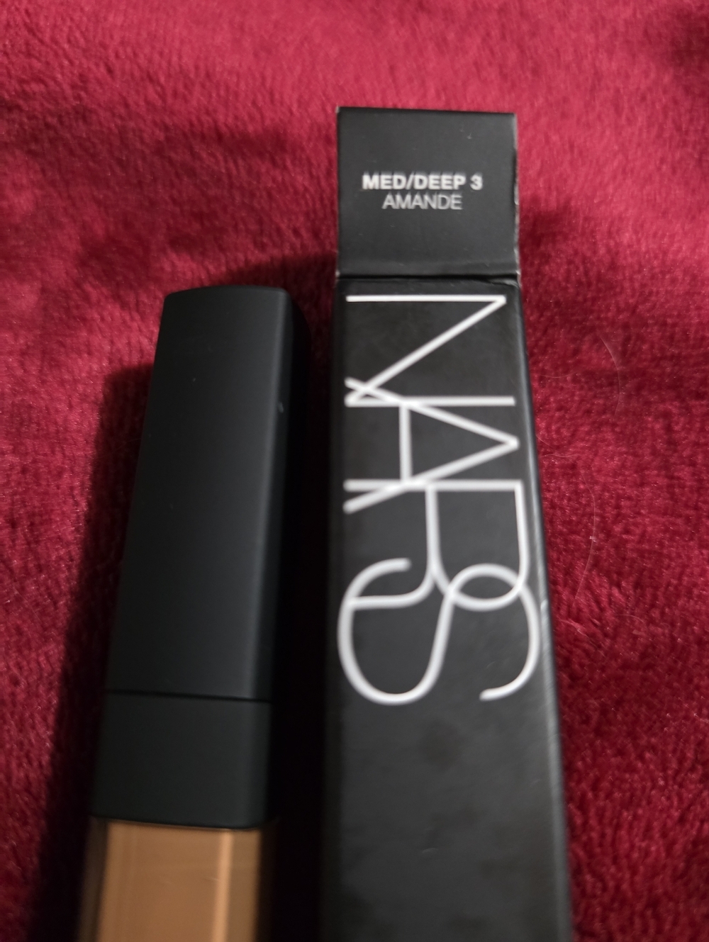 NARS RADIANT CREAMY CONCEALER Amande MD3 - Medium deep to deep with neutral unde - Picture 4 of 4